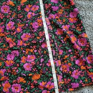 🎉3 for $25🎉 Shein Midi Skirt with Split, Sz. 6